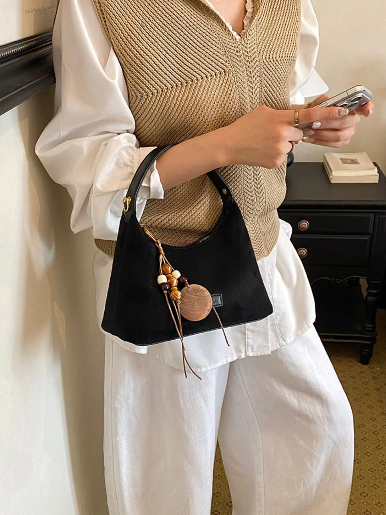 Lightweight Solid Color Handbag